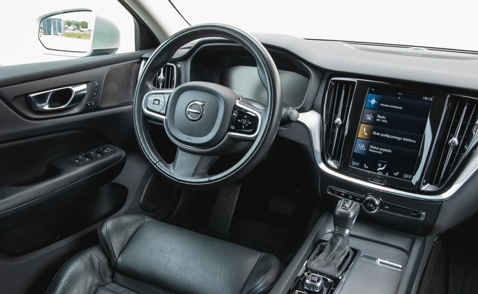 Volvo S60 cena 150000 przebieg: 91000, rok produkcji 2020 z Nowy Staw małe 301
